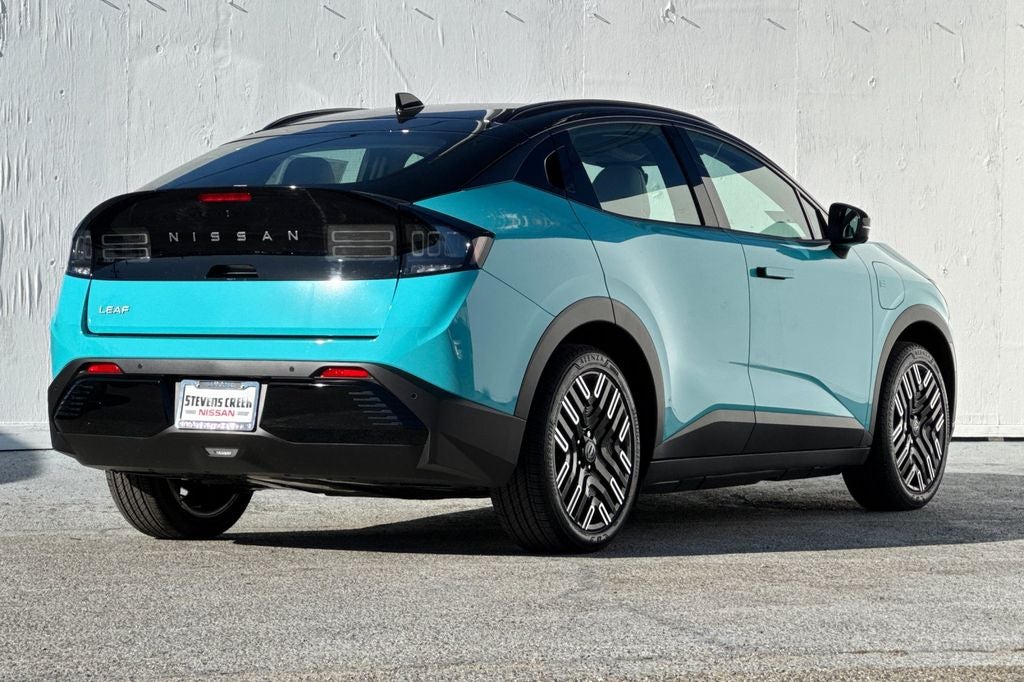 2026 Nissan Leaf PLATINUM+