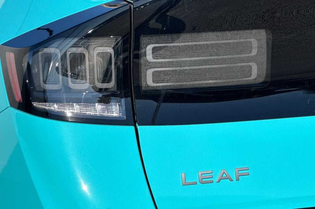 2026 Nissan Leaf PLATINUM+