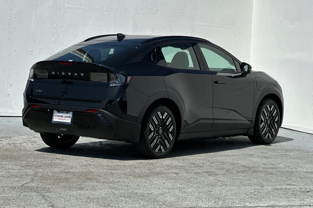 2026 Nissan Leaf PLATINUM+