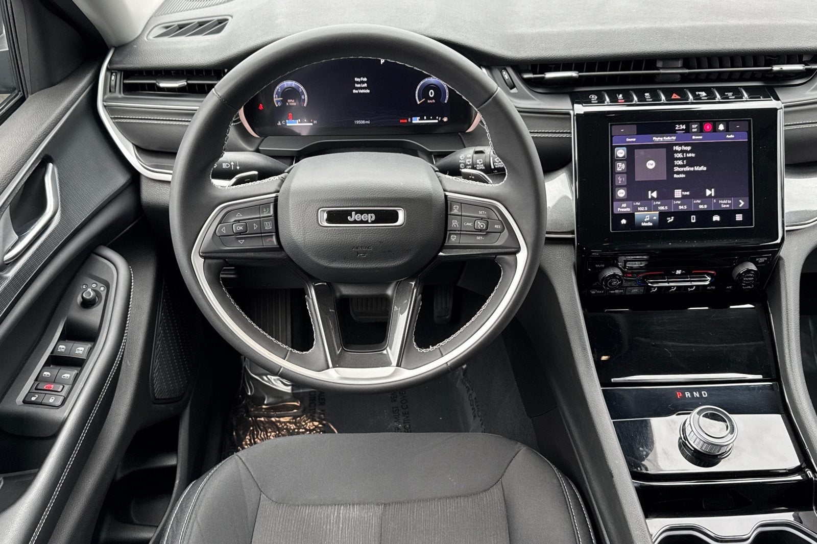 2023 Jeep Grand Cherokee L Laredo