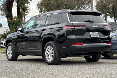 2023 Jeep Grand Cherokee L Laredo