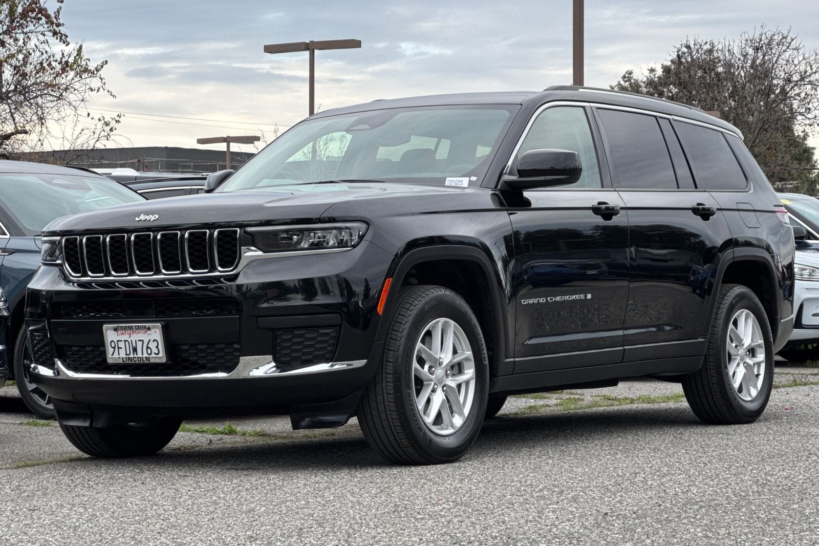 2023 Jeep Grand Cherokee L Laredo