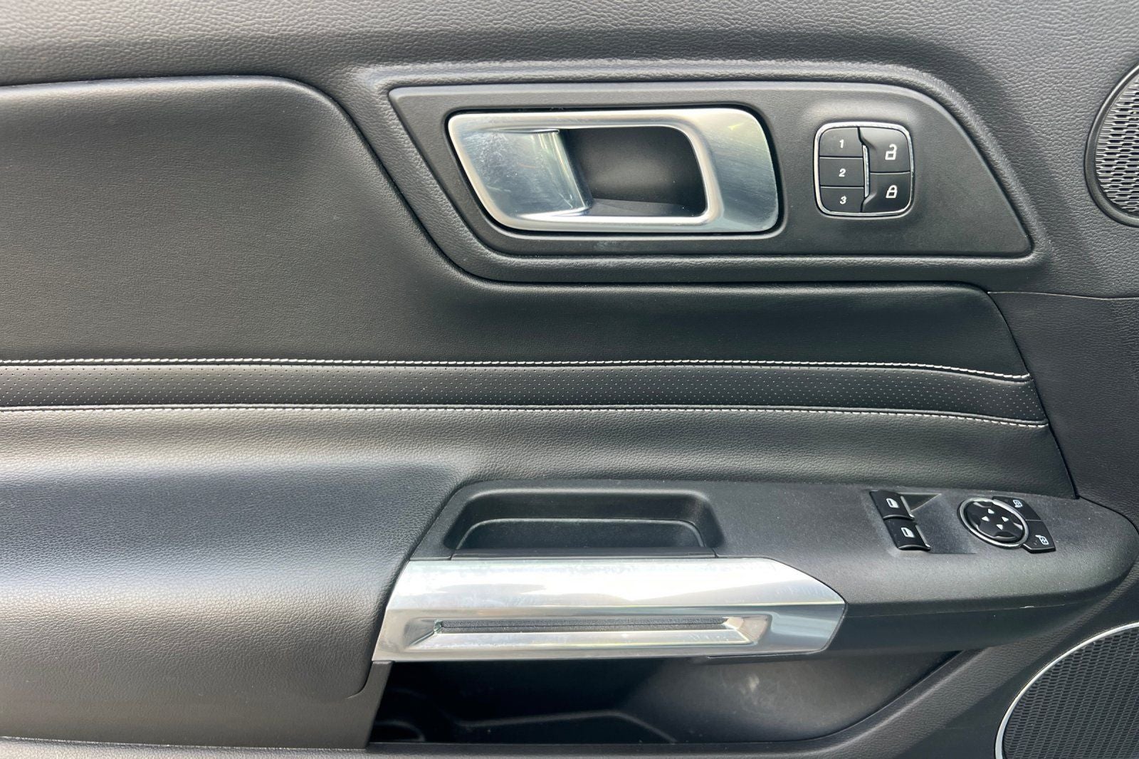 2023 Ford Mustang Mach 1