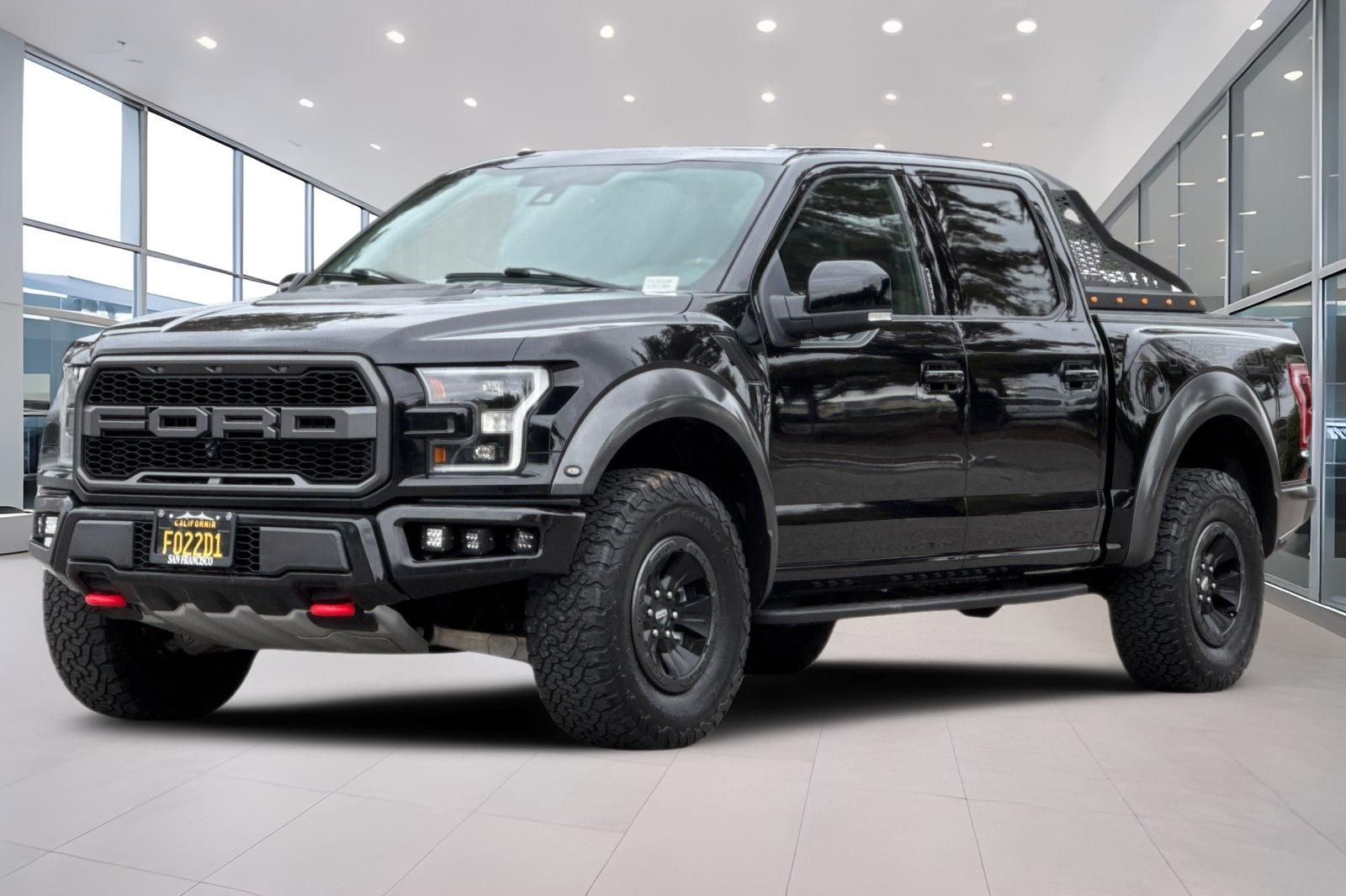 2018 Ford F-150 Raptor Equipment Group 802A Luxury
