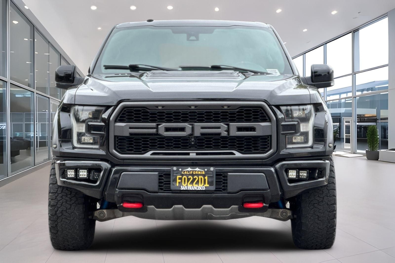 2018 Ford F-150 Raptor Equipment Group 802A Luxury