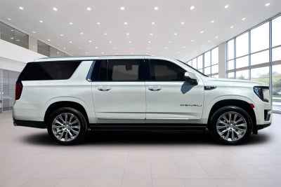 2022 GMC Yukon XL Denali
