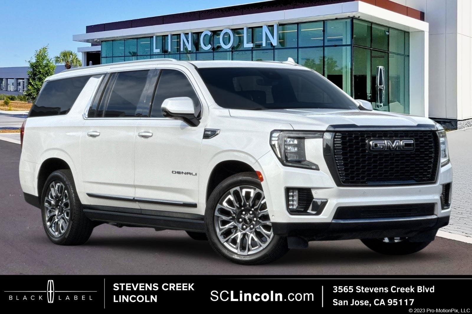 2023 GMC Yukon XL Denali Ultimate