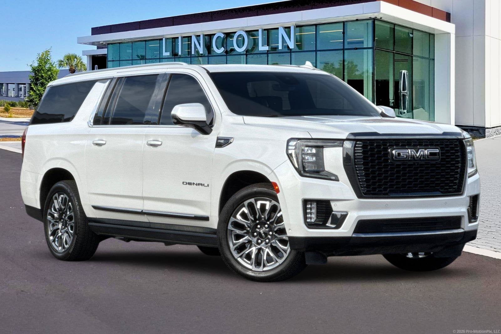 2023 GMC Yukon XL Denali Ultimate