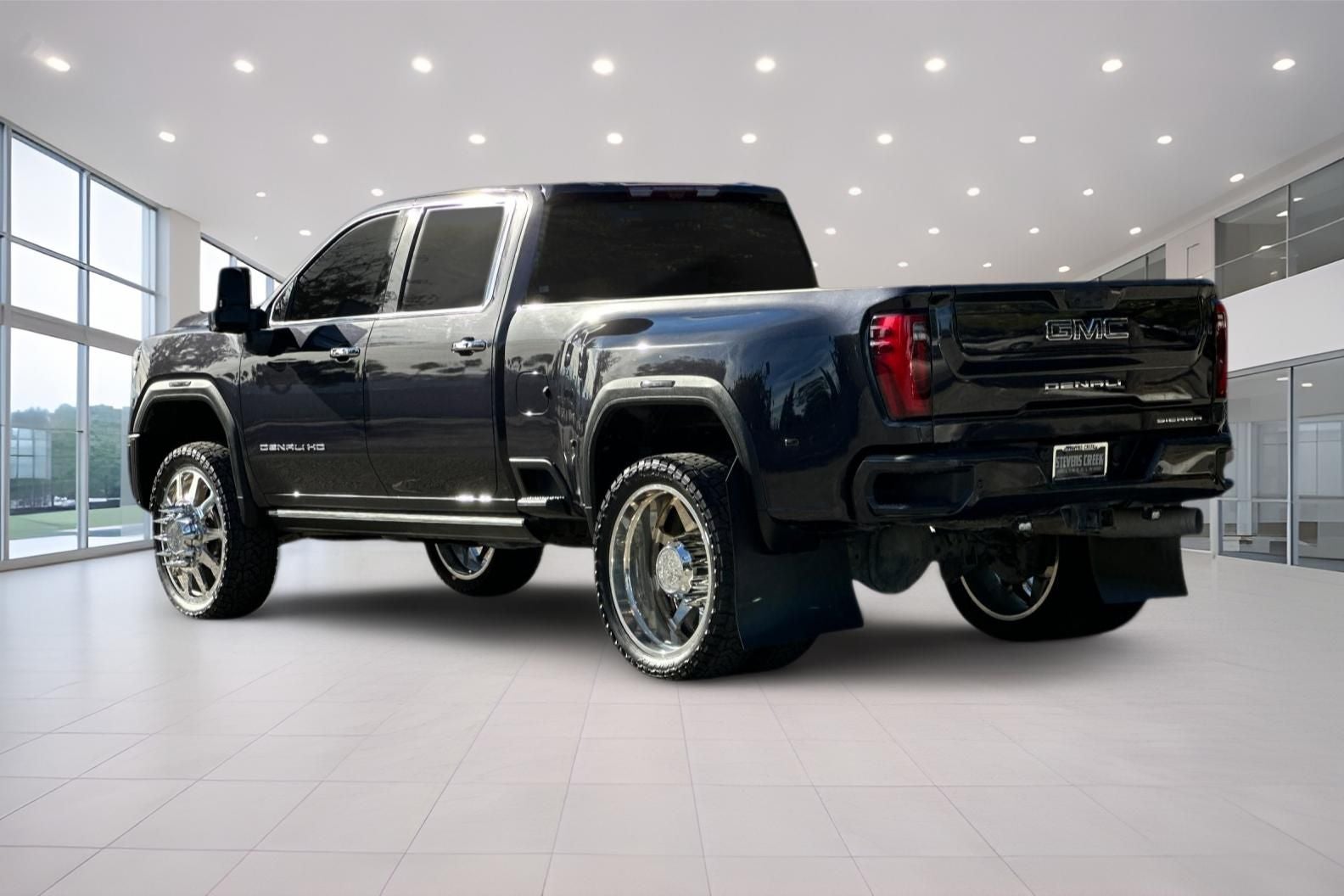 2025 GMC Sierra 3500HD Denali Ultimate
