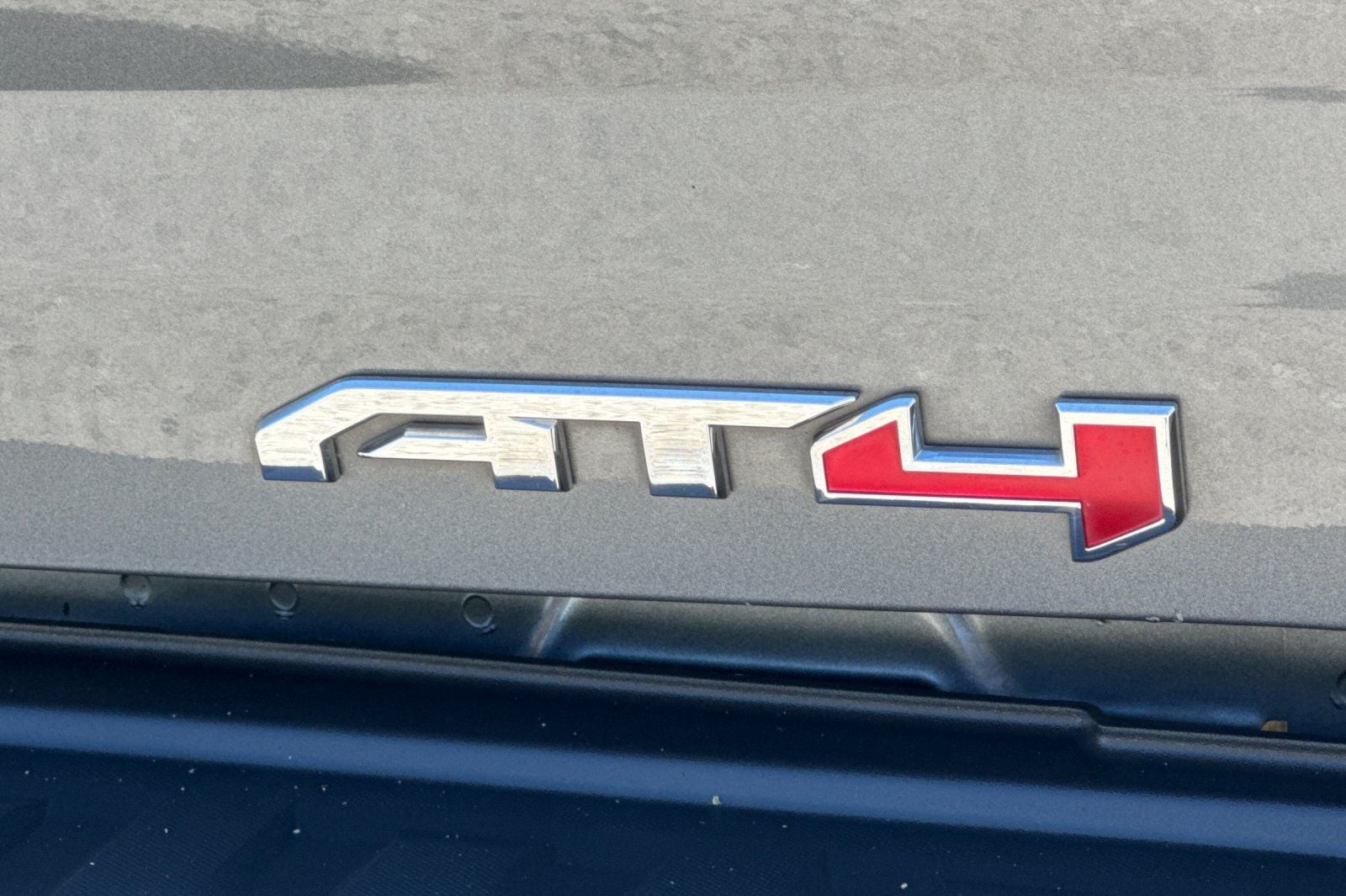 2022 GMC Canyon AT4 w/Cloth