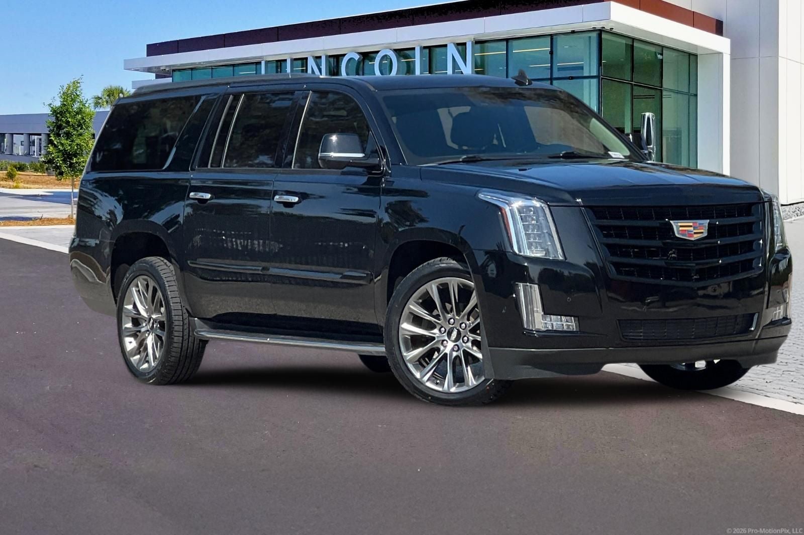 2020 Cadillac Escalade ESV Luxury