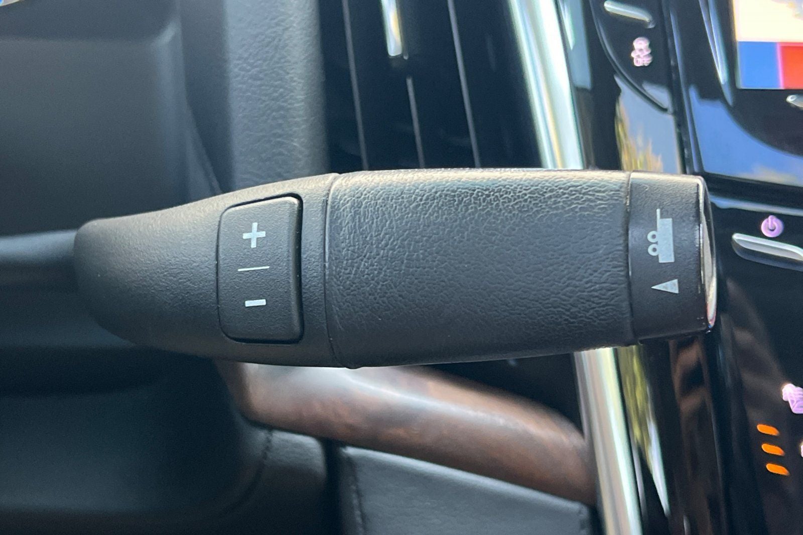 2020 Cadillac Escalade ESV Luxury