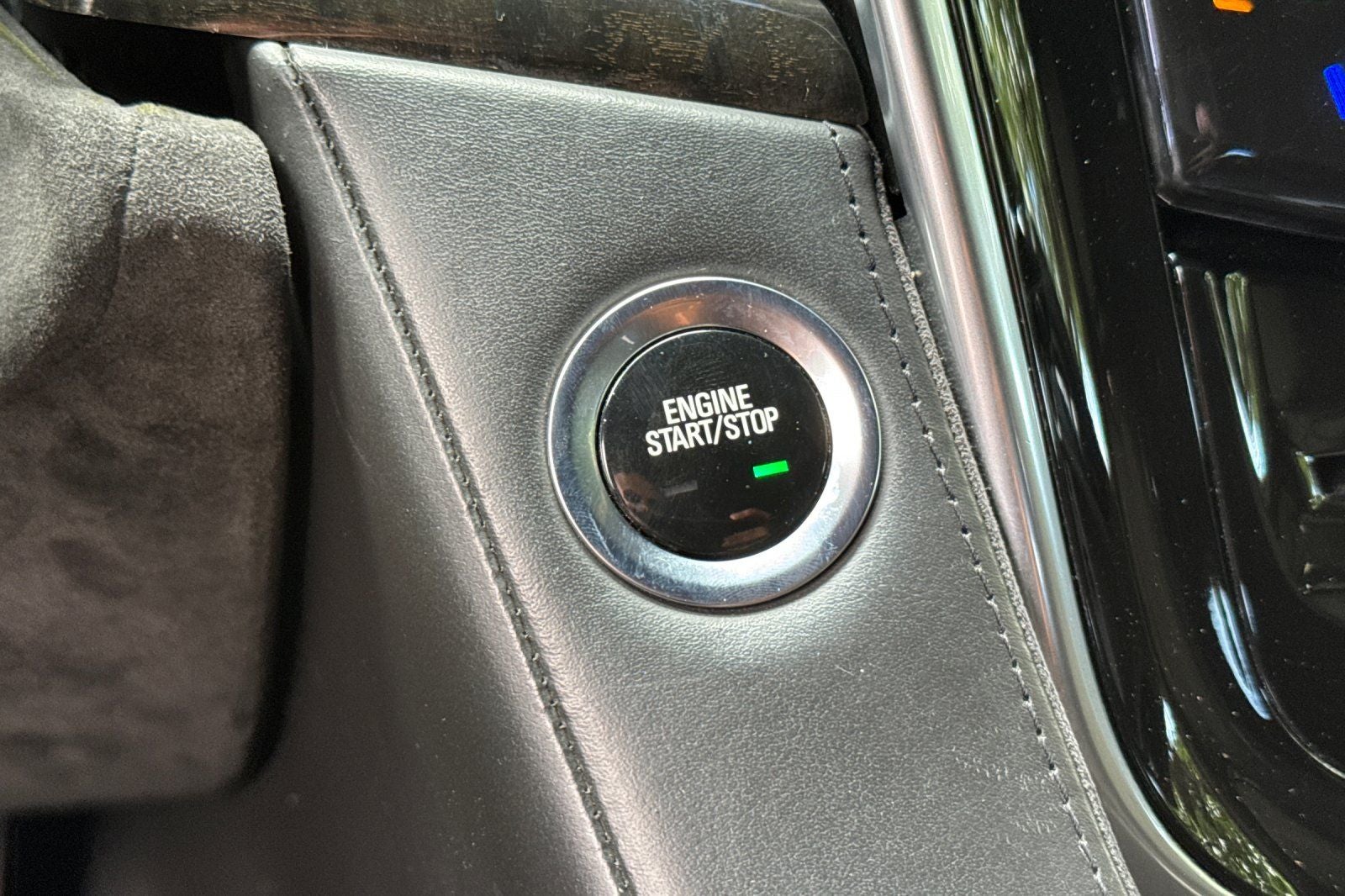 2019 Cadillac Escalade ESV Platinum Edition