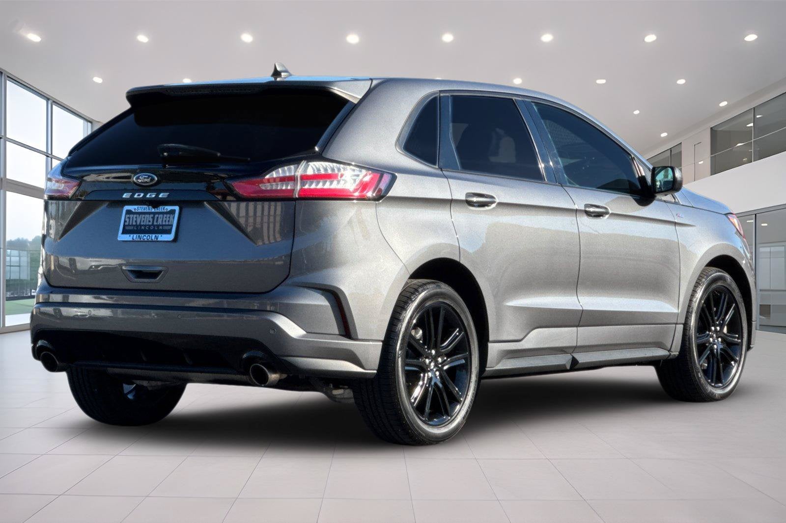 2021 Ford Edge ST Line