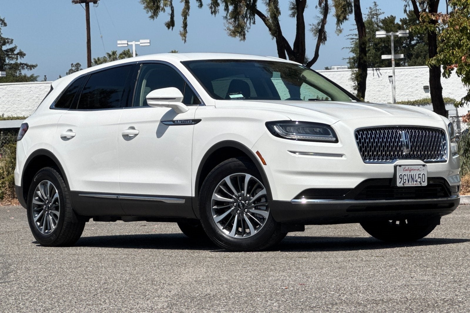 2023 Lincoln Nautilus Standard