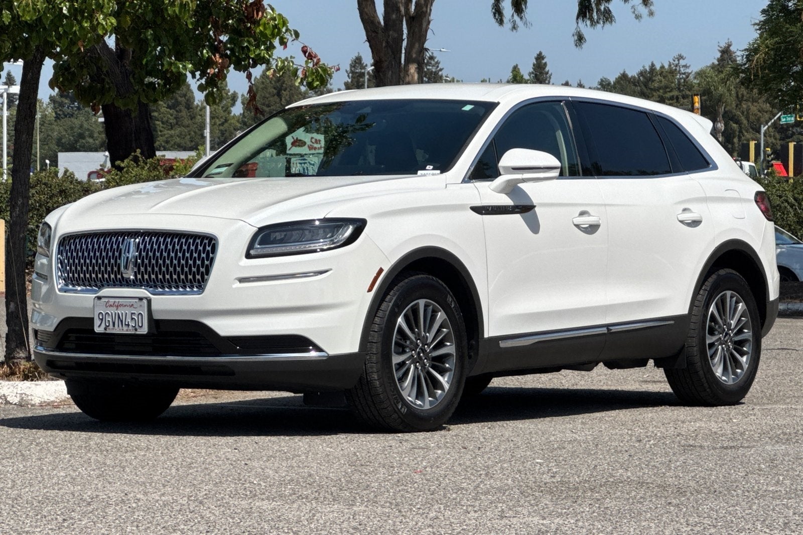 2023 Lincoln Nautilus Standard