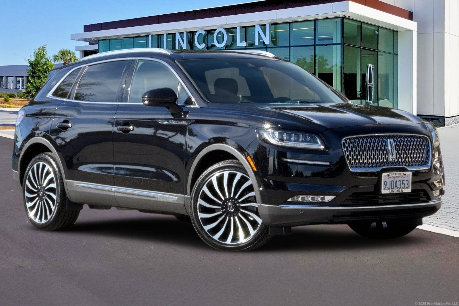 2023 Lincoln Nautilus Black Label