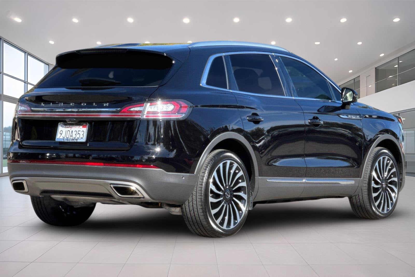 2023 Lincoln Nautilus Black Label