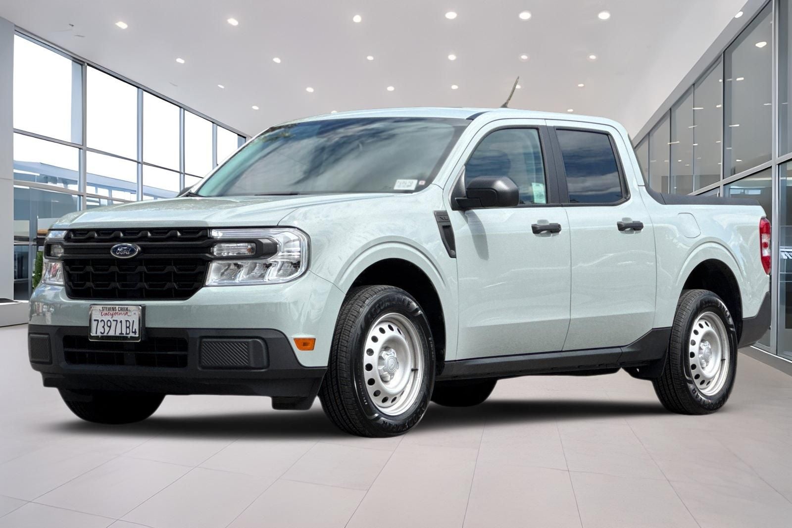 2024 Ford Maverick XL