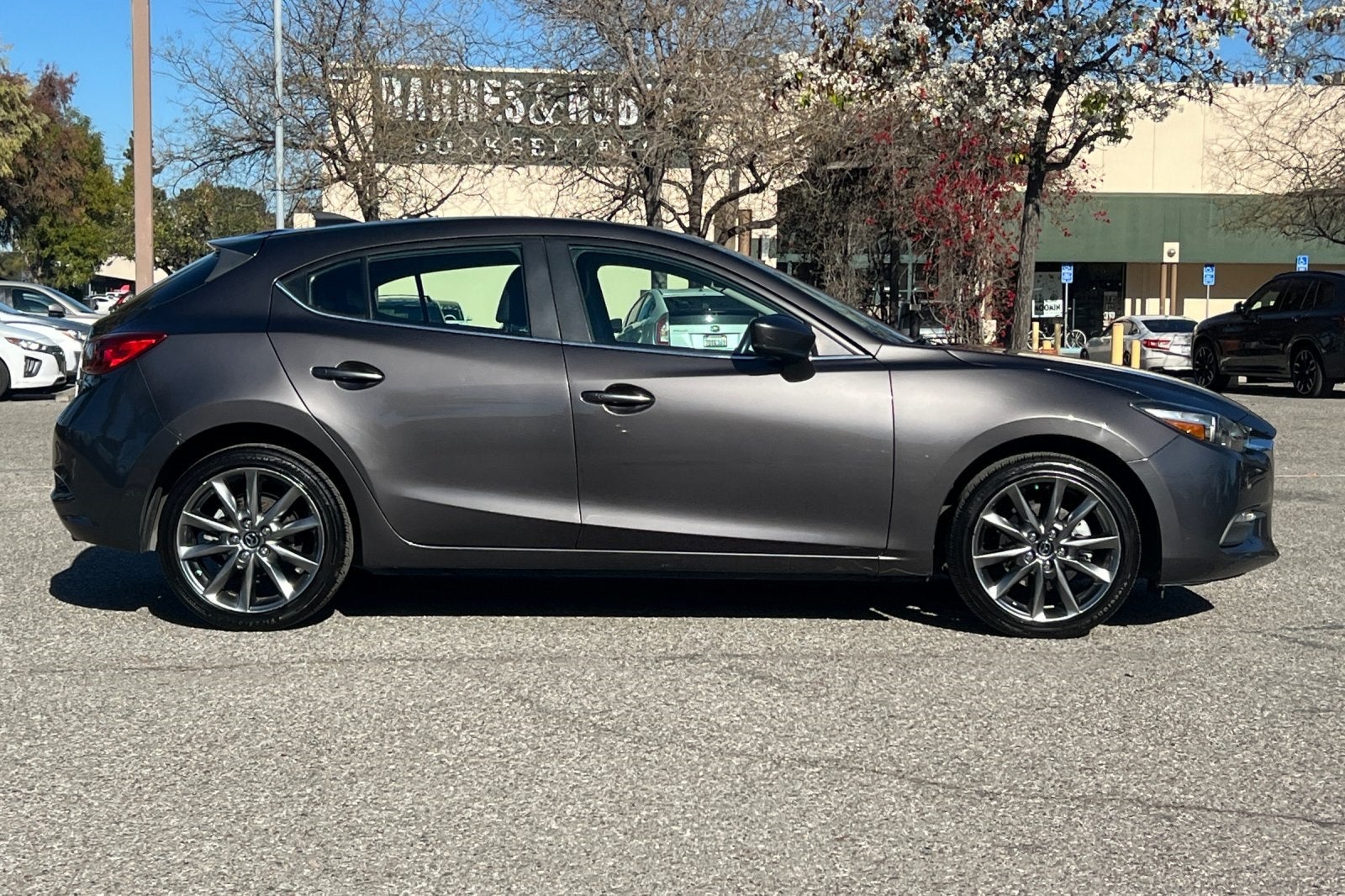 2018 Mazda Mazda3 Touring
