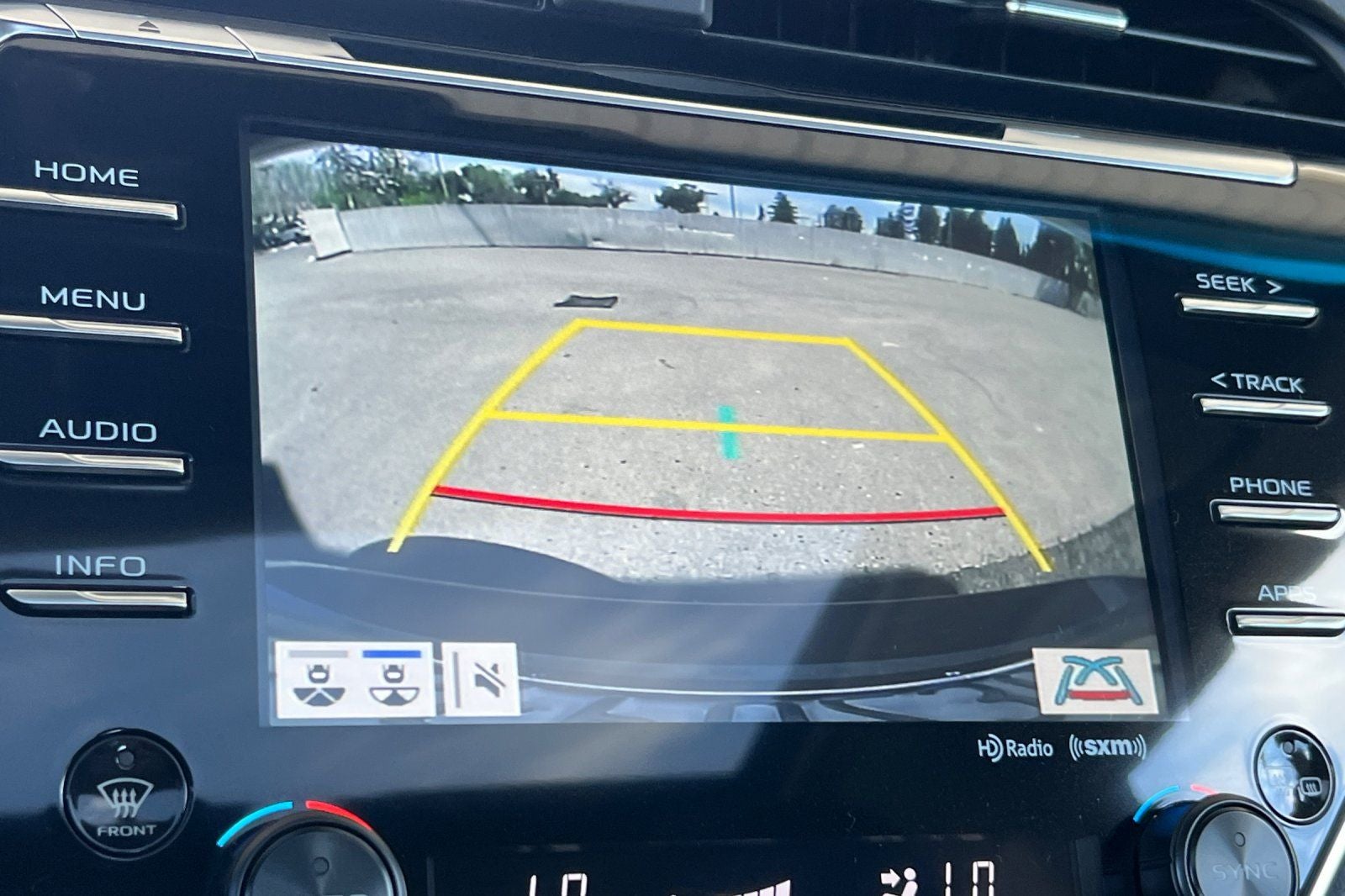 2018 Toyota Camry Hybrid SE