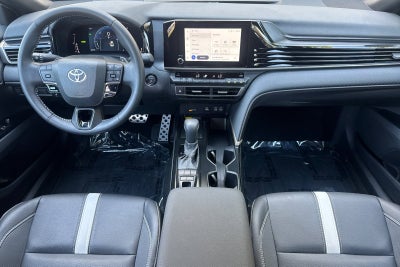 2025 Toyota Camry SE Hybrid