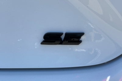 2025 Toyota Camry SE Hybrid