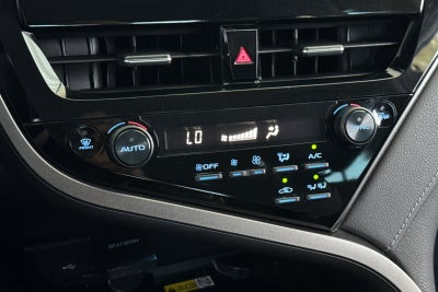 2022 Toyota Camry Hybrid XSE