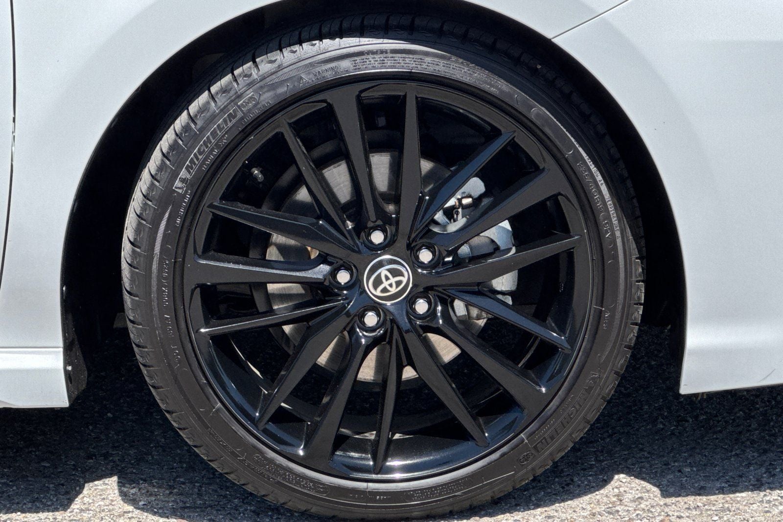 2022 Toyota Camry Hybrid XSE