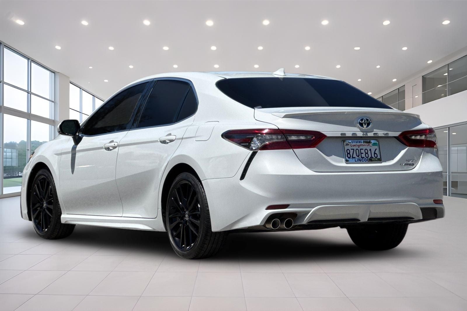 2022 Toyota Camry Hybrid XSE