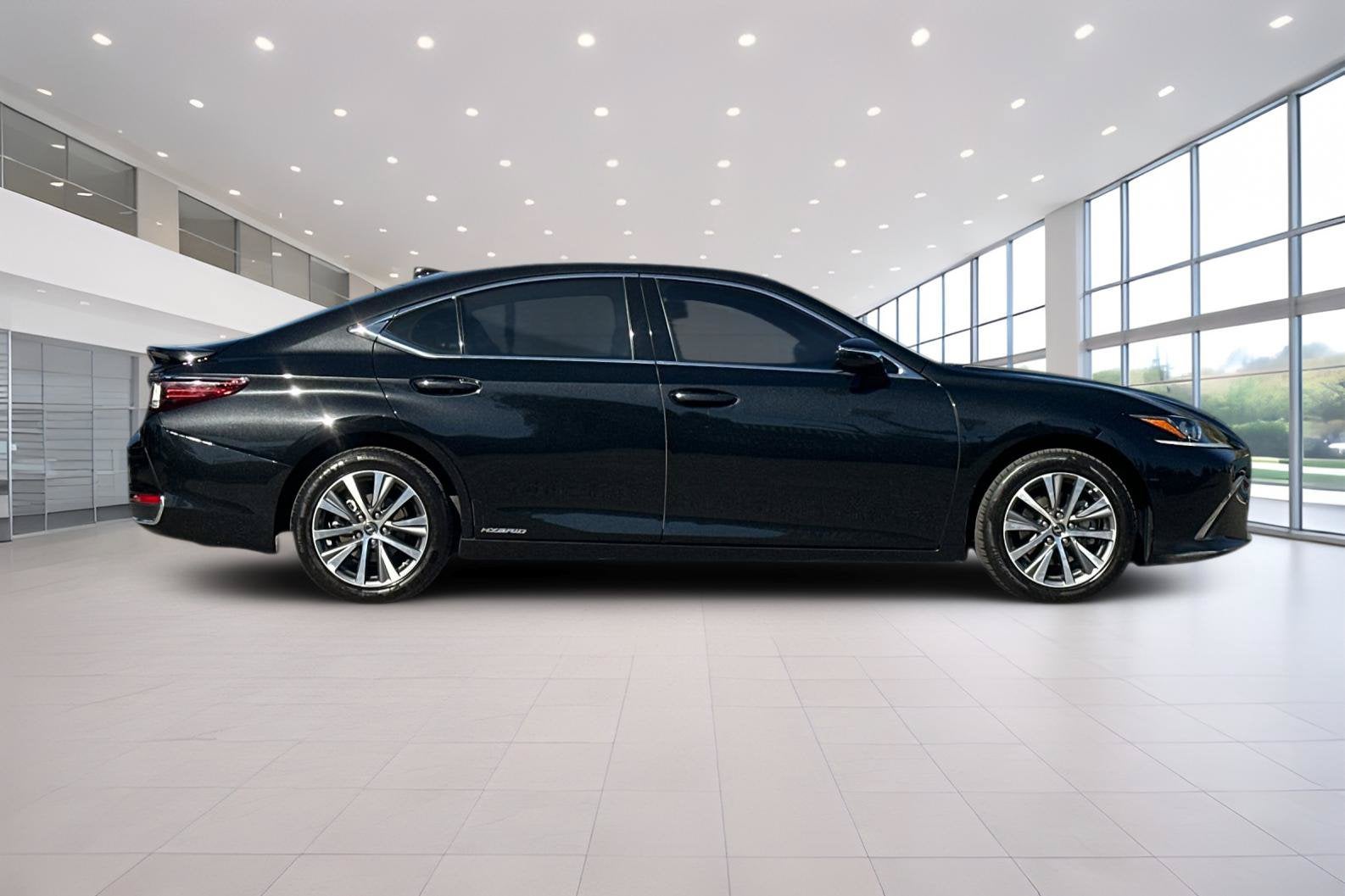 2021 Lexus ES 300h LCPO Competitive+