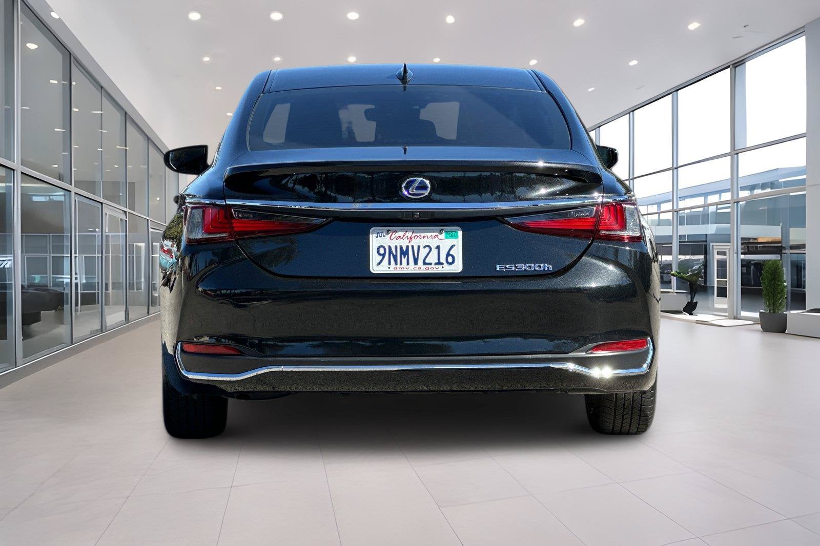 2021 Lexus ES 300h LCPO Competitive+