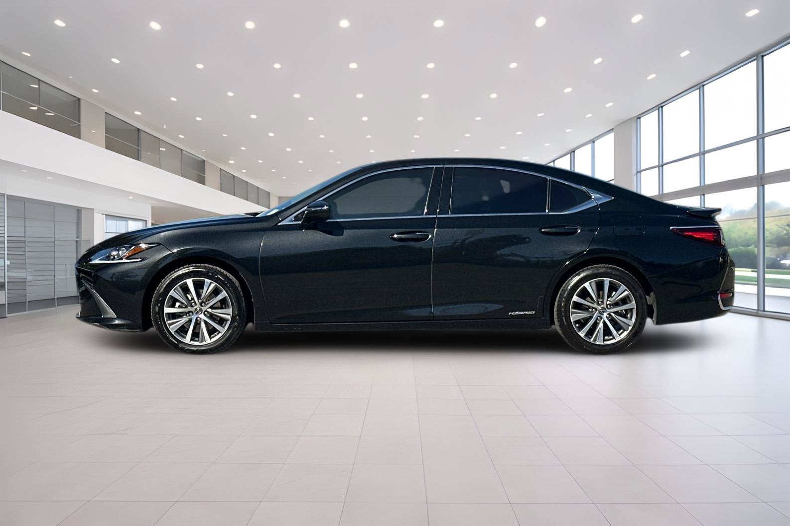 2021 Lexus ES 300h LCPO Competitive+