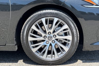 2021 Lexus ES 300h