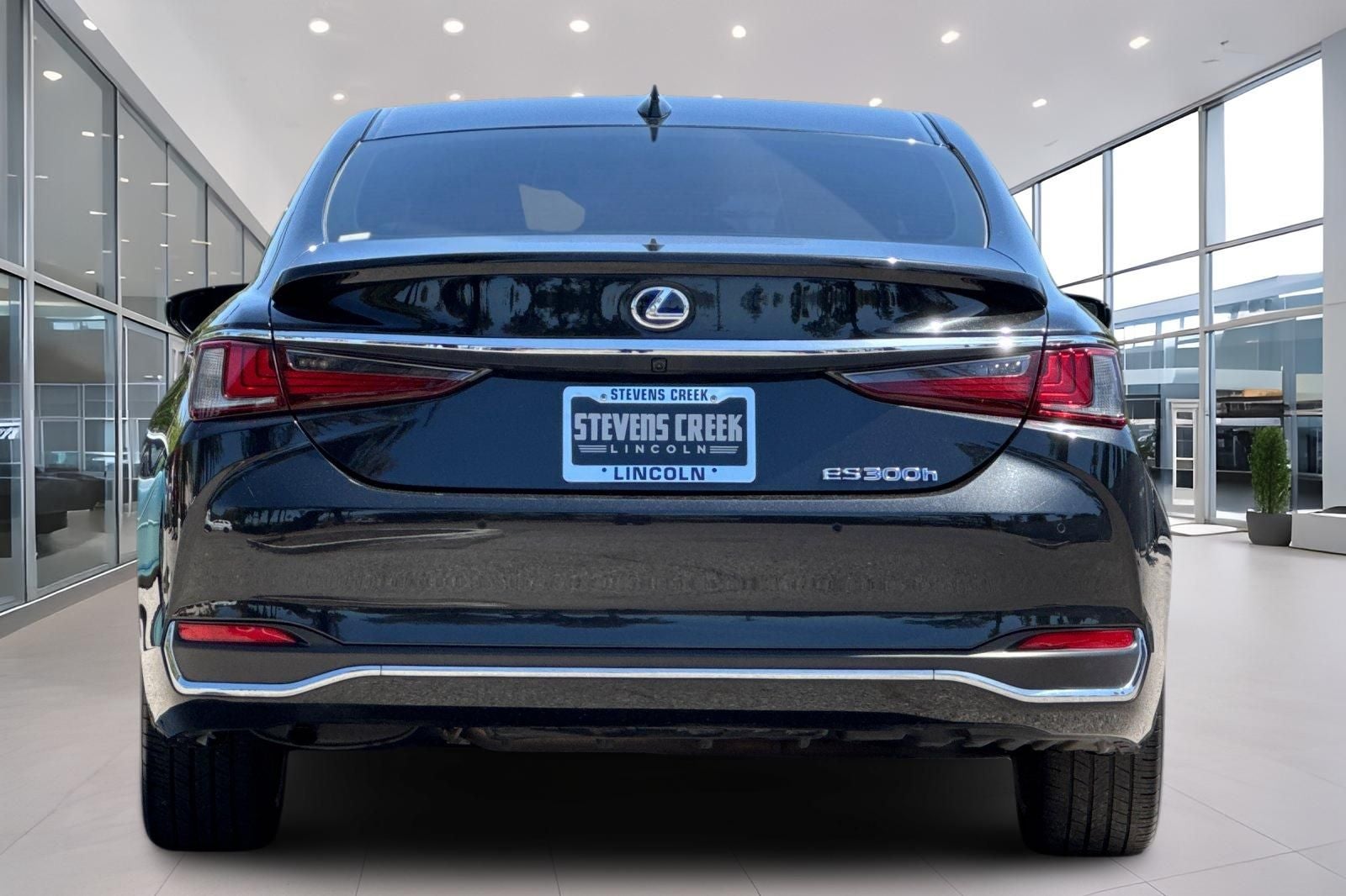 2021 Lexus ES 300h