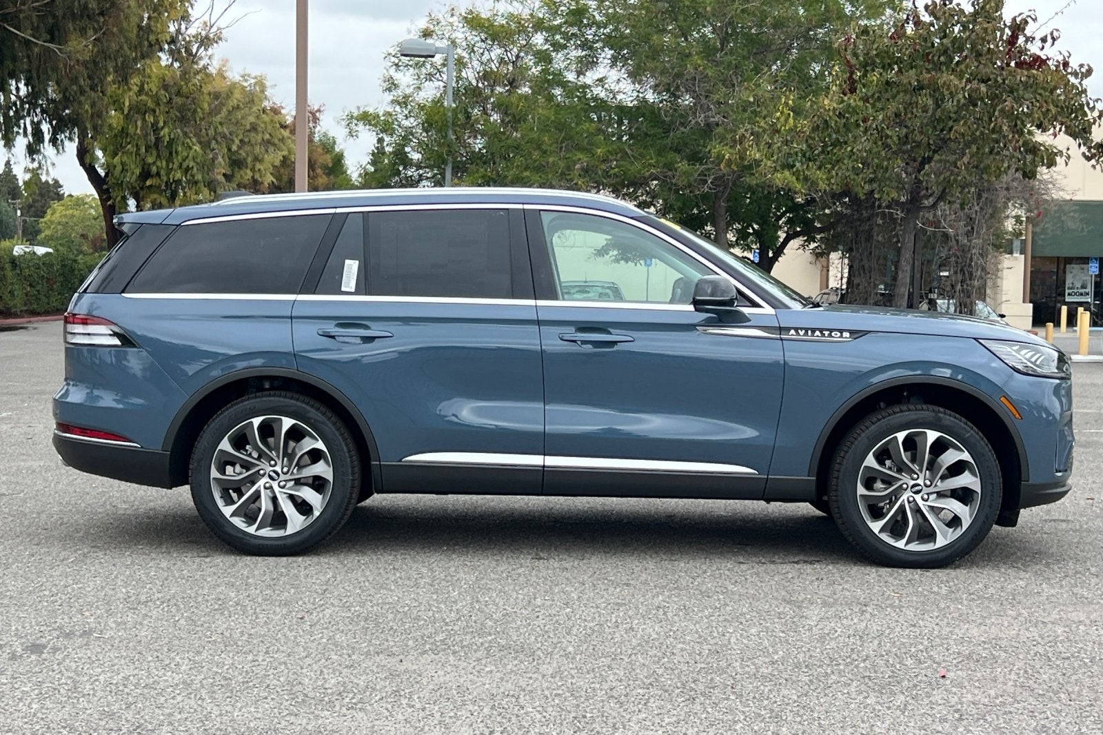 2025 Lincoln Aviator Premiere