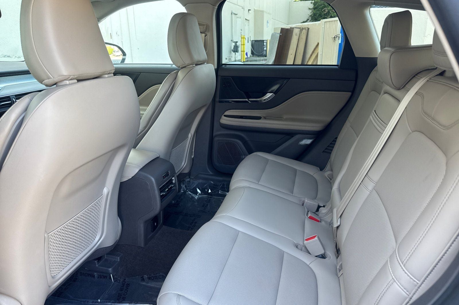 2021 Lincoln Corsair Standard Equipment Group 101A