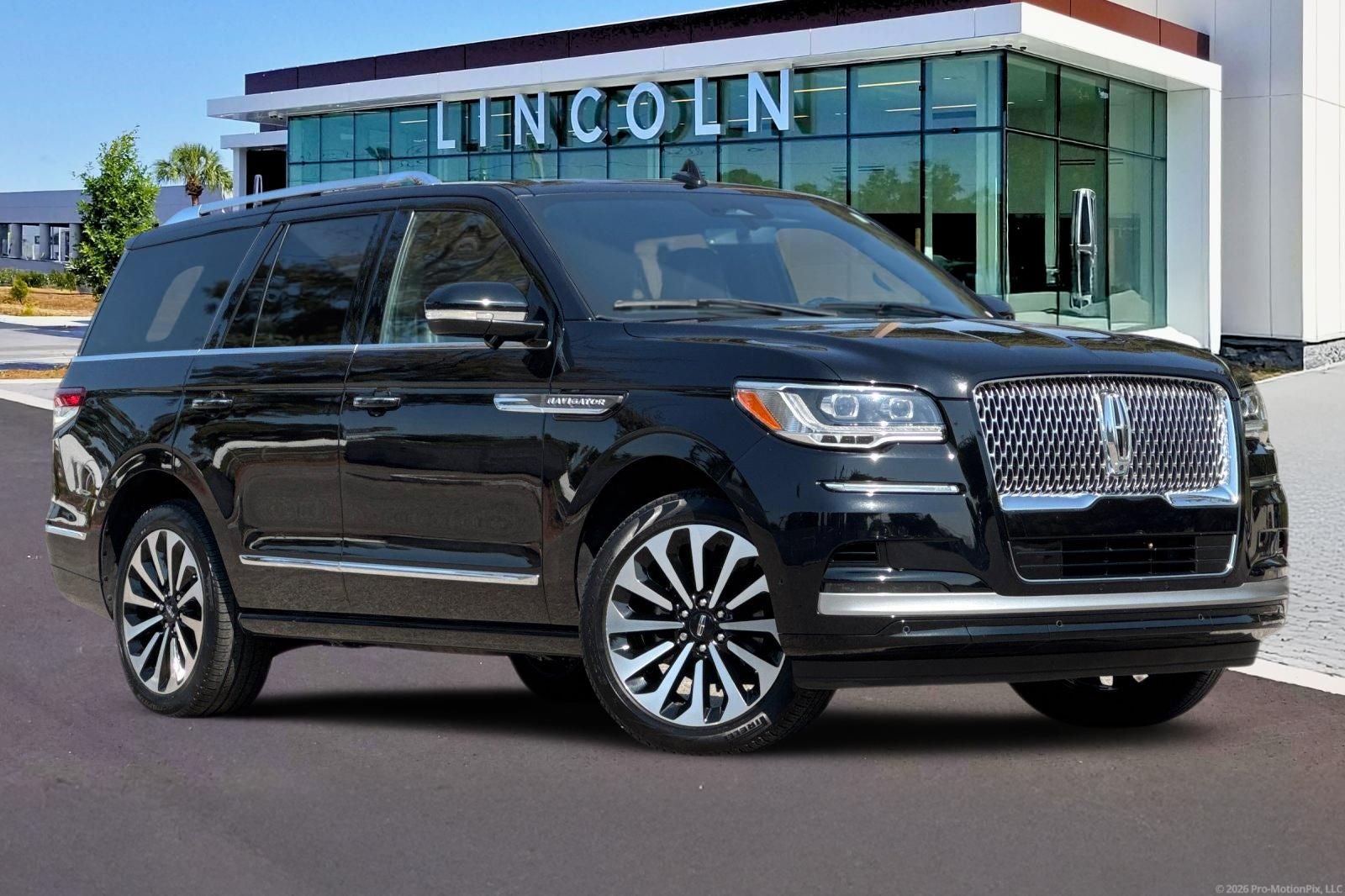 2023 Lincoln Navigator Reserve Equipment Group 201A Reserve I