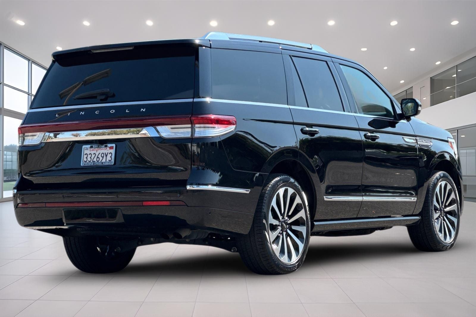 2023 Lincoln Navigator Reserve Equipment Group 201A Reserve I