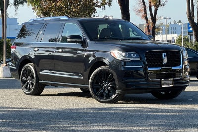 2023 Lincoln Navigator Reserve Equipment Group 201A Reserve I