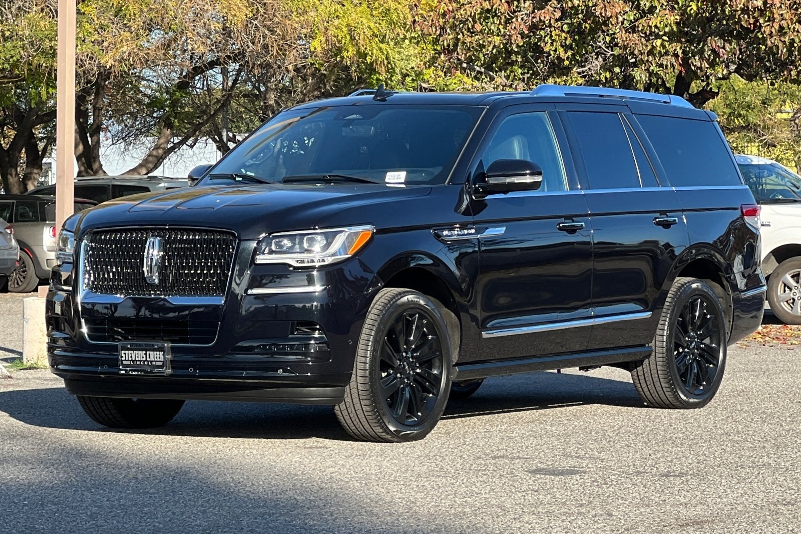 2023 Lincoln Navigator Reserve Equipment Group 201A Reserve I
