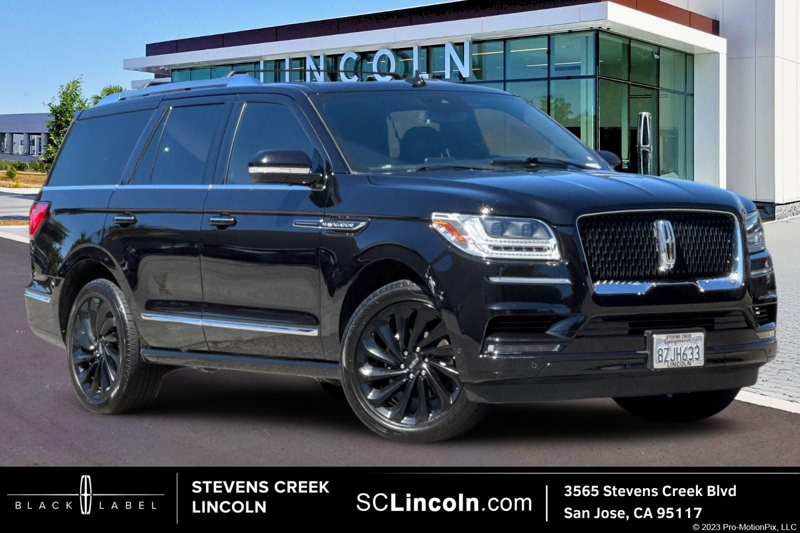2021 Lincoln Navigator Reserve Equipment Group 208A