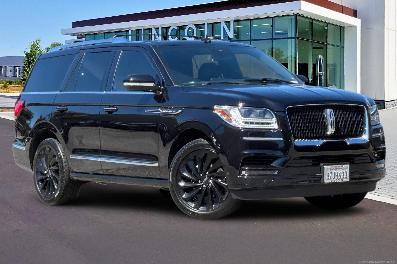 2021 Lincoln Navigator Reserve Equipment Group 208A
