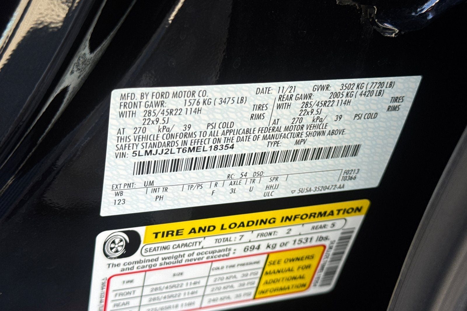 2021 Lincoln Navigator Reserve Equipment Group 208A
