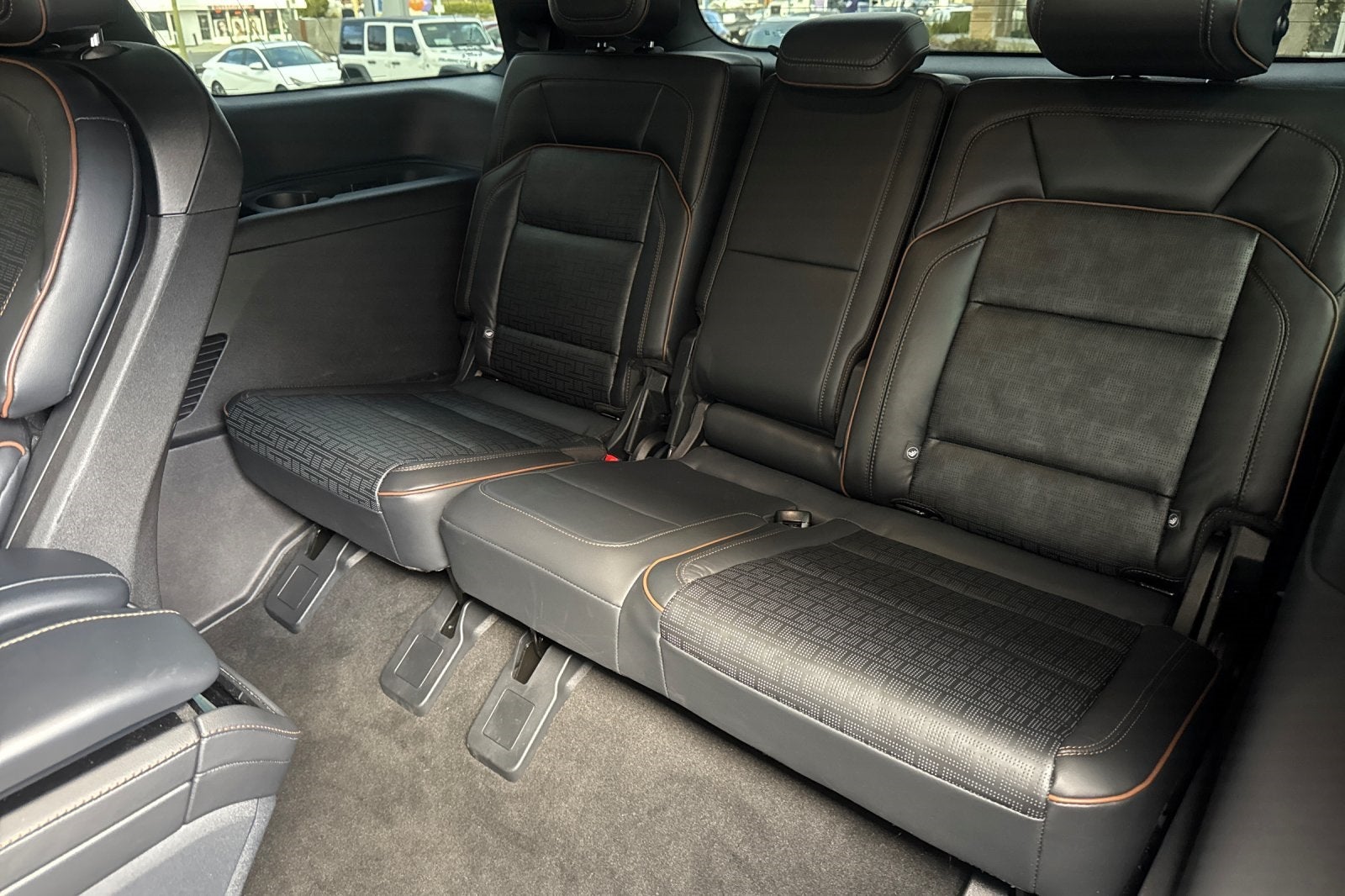 2025 Lincoln Navigator Black Label Equipment Group 800A Black Label