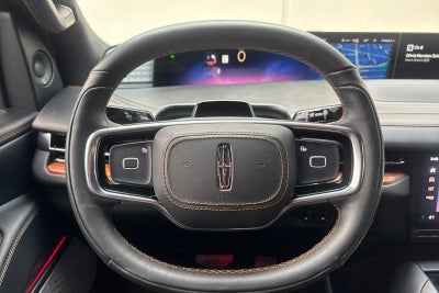 2025 Lincoln Navigator Black Label Equipment Group 800A Black Label