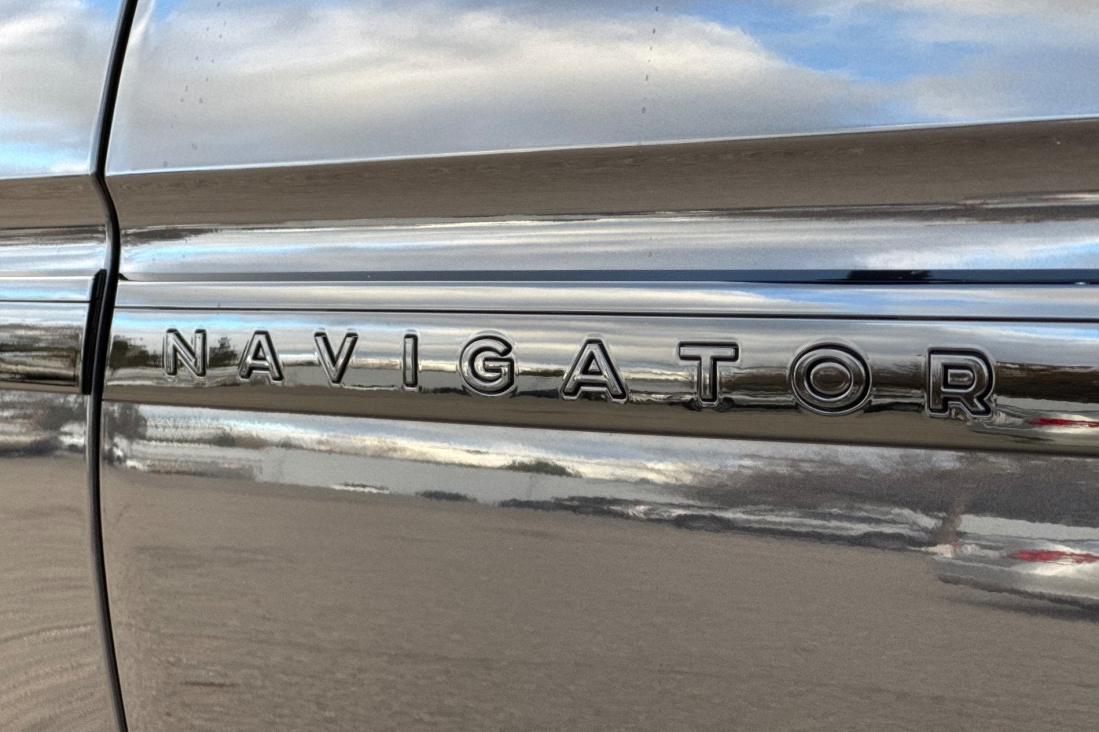 2025 Lincoln Navigator Black Label Equipment Group 800A Black Label