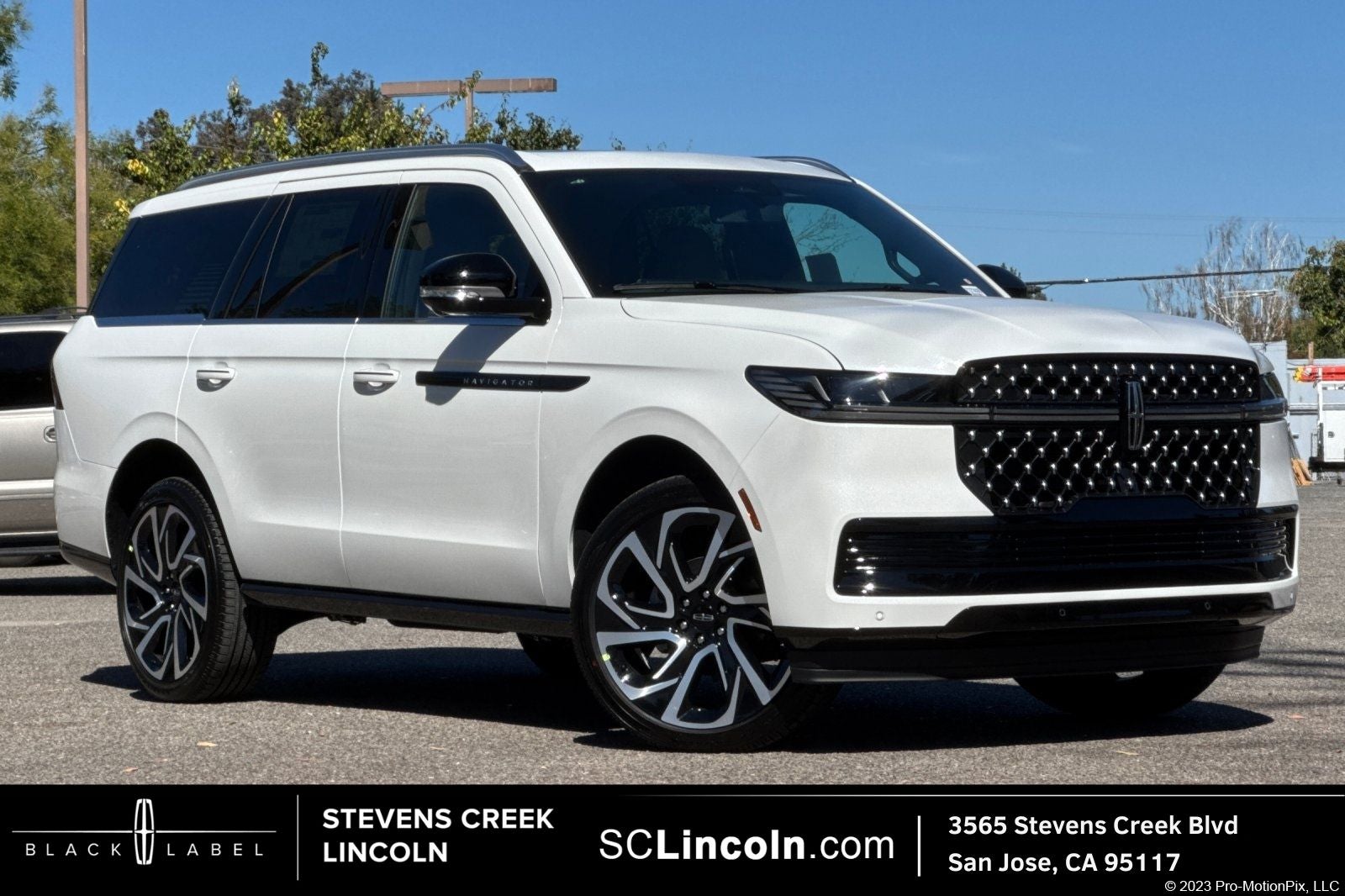 2027 Lincoln Navigator Black Label