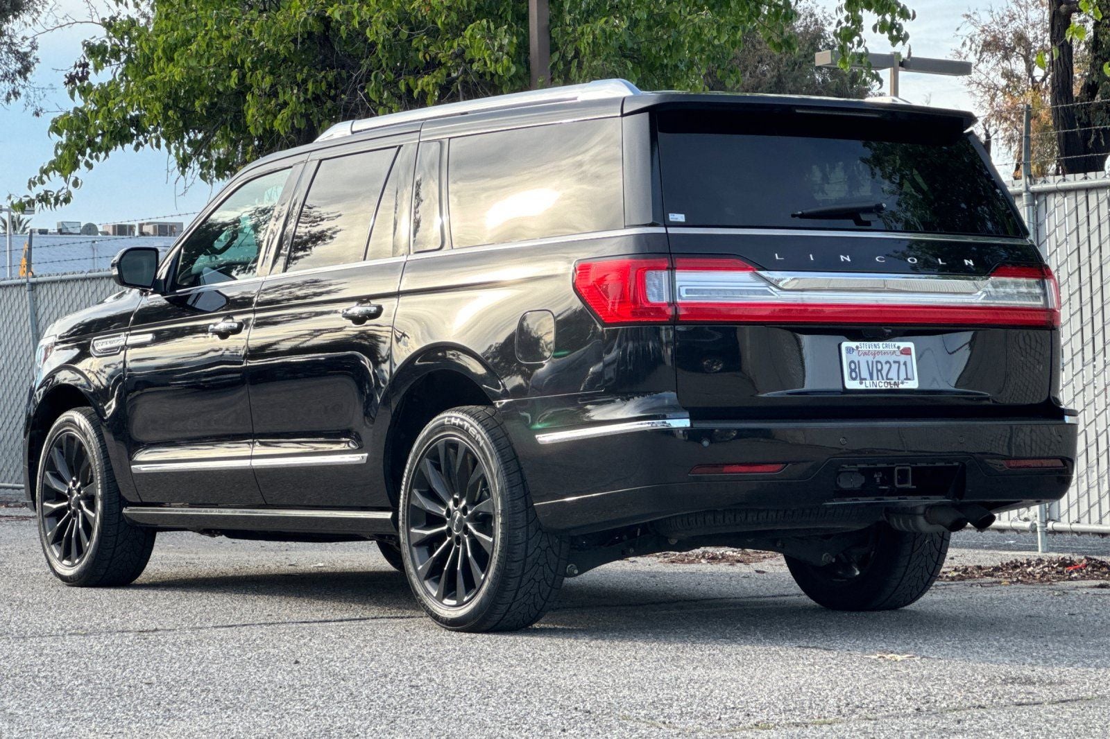 2019 Lincoln Navigator L Select