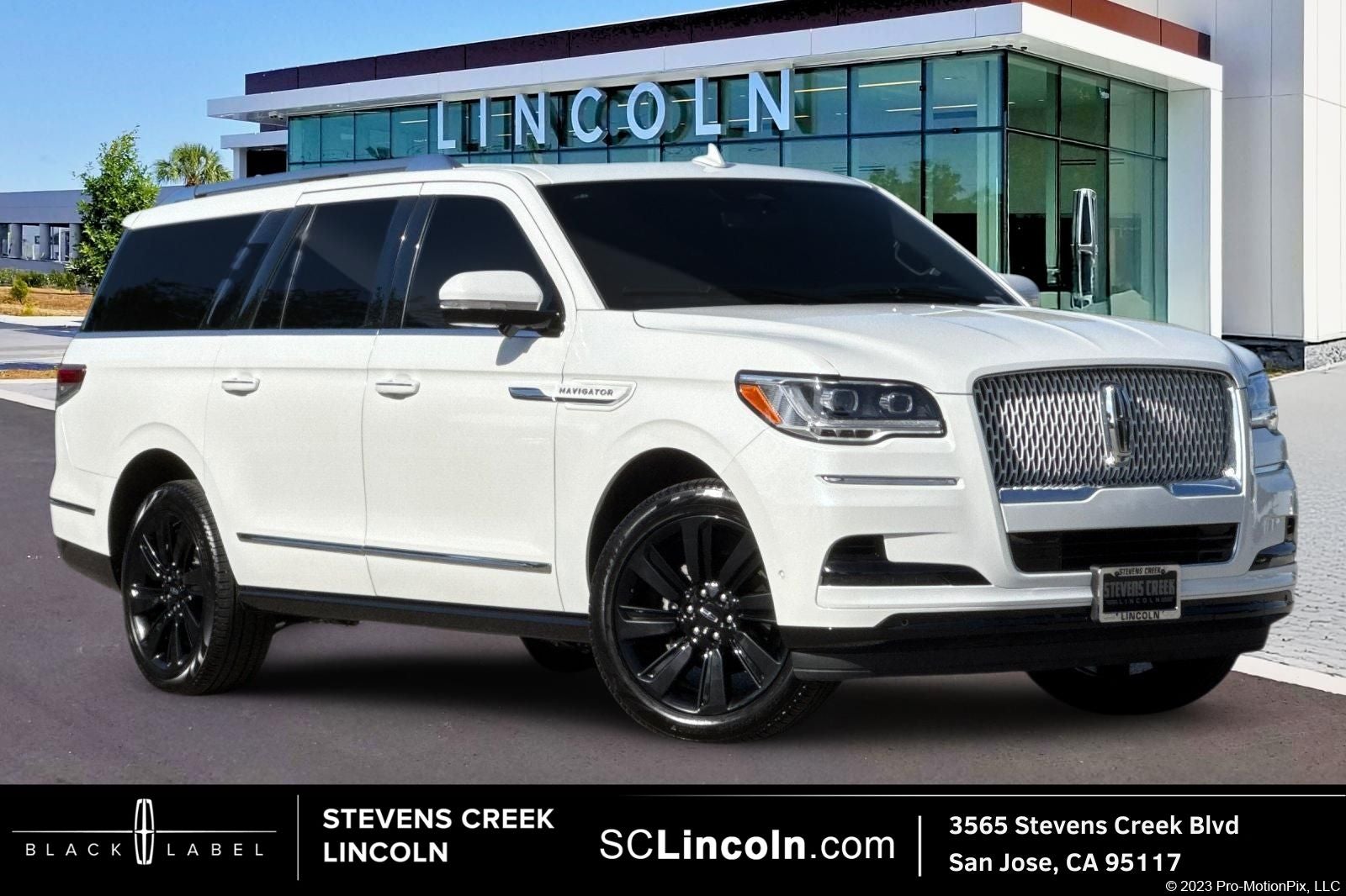 2023 Lincoln Navigator L Reserve